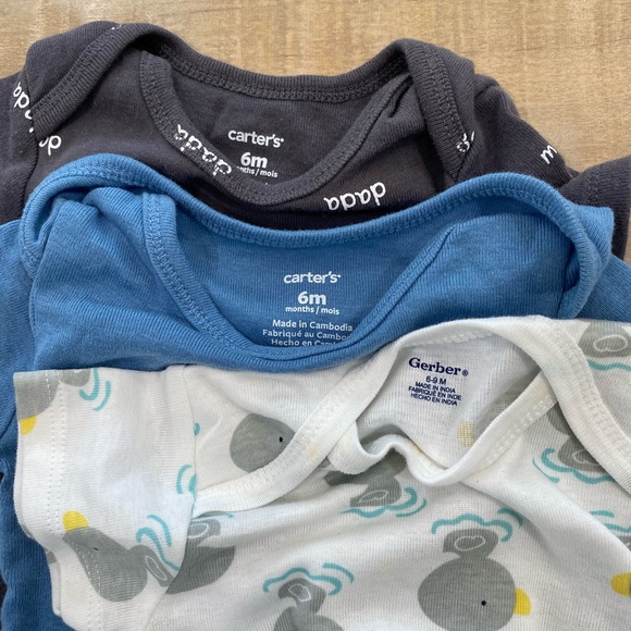 Baby boy bundle of 5 onesie footies Nwt baby clothes lot - Picture 14 of 15